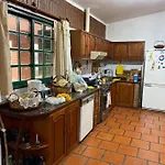 Casa Con Vista A Las Sierras